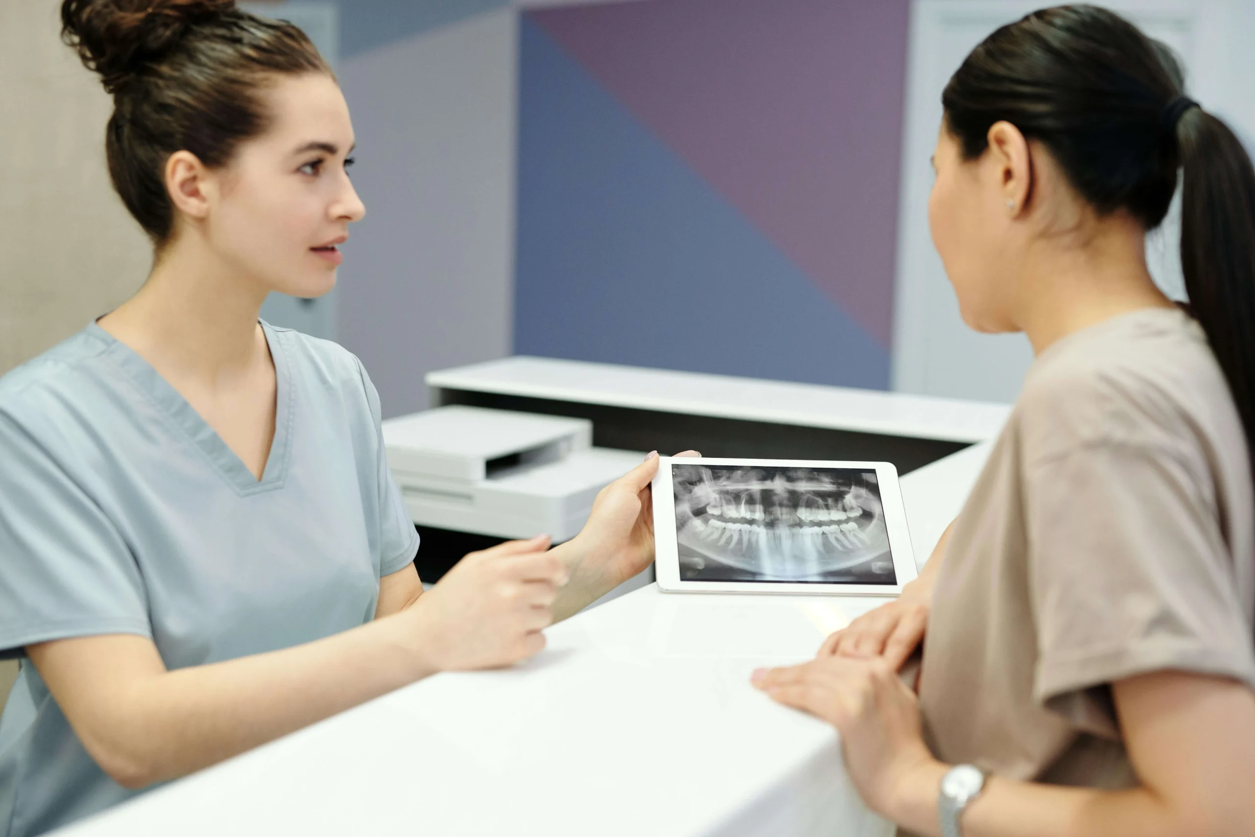 loudoun county dentist talking to patient