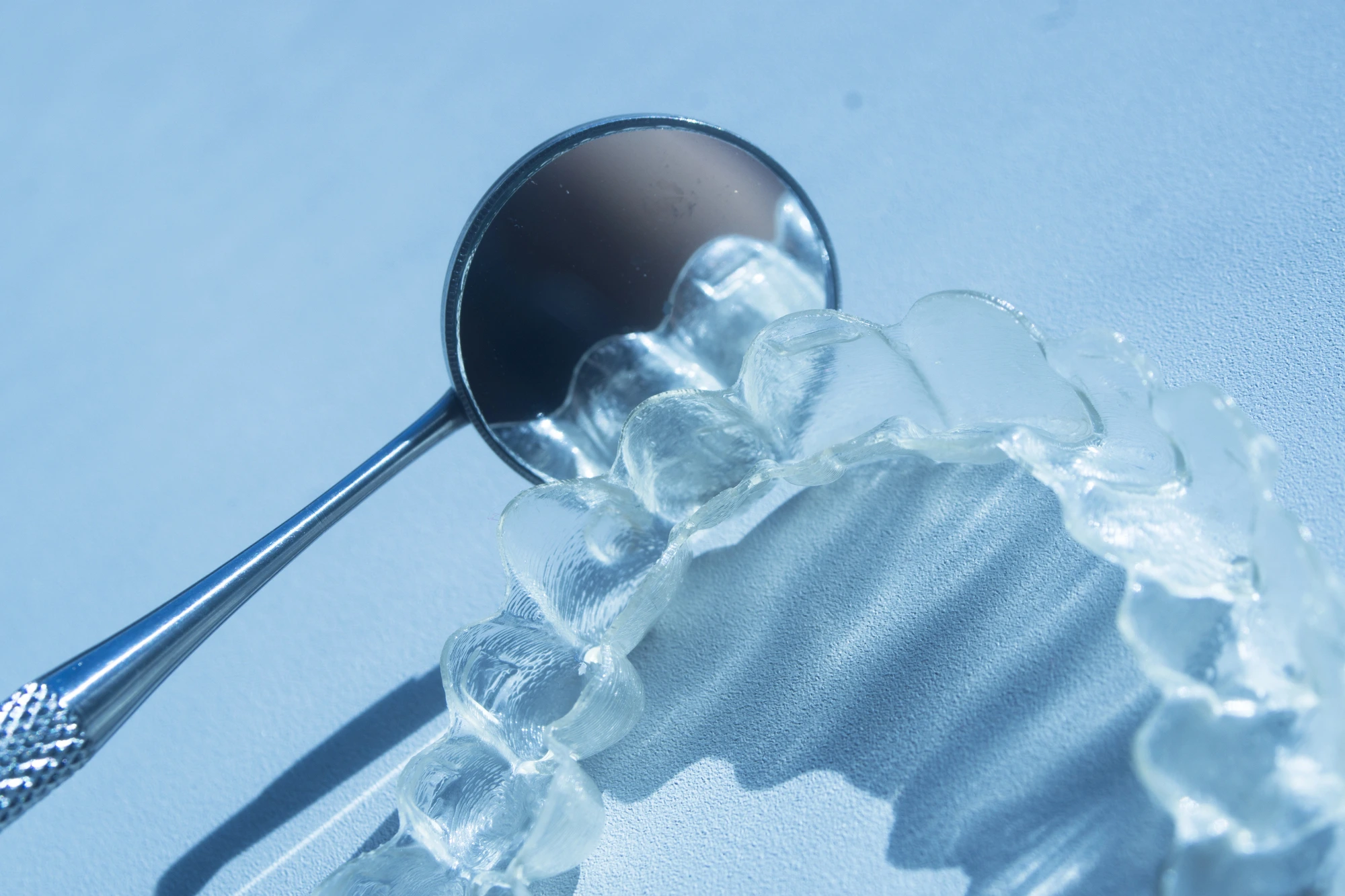 dental mirror and clear aligner orthodontics in Leesburg, VA